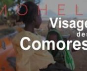Extrait d&#39;un documentaire de 52 minutes sur l&#39;île de Mohéli dans l&#39;archipel des Comores.nCet extrait de 4 minutes, présente le M&#39;rengué, une sorte de Capoéra, entre danse et combat très violent... Un groupe joue de la musique très répétitive avec beaucoup de percussions, et les jeunes gens du village de Nioumachoua s&#39;affrontent à mains nues devantles habitants assis en cercle pour former une arène.nTous les coups sont permis, sauf en dessous de la ceinture. Si le sang coule le comba
