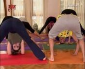 Türk Max kanalından, Kadınlar ve Erkekler, Demet Evgar sexy yoga sahnesi