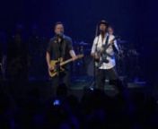 Bruce Springsteen and the E Street Band perform an electric version of 1995&#39;s
