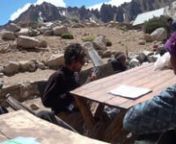 Highline in Frey, Barilloche, Argentina with music and good atmosphere at refugio Frey.