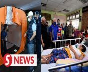 Prime Minister Datuk Seri Ismail Sabri Yaakob has visited flood victims at a temporary evacuation centre in Selangor while the King assessed the flood situation in and around Kuala Lumpur following flash floods in different parts of the country. &#60;br/&#62;&#60;br/&#62;Read more at https://bit.ly/3q94ztX&#60;br/&#62;&#60;br/&#62;WATCH MORE: https://thestartv.com/c/news&#60;br/&#62;SUBSCRIBE: https://cutt.ly/TheStar&#60;br/&#62;LIKE: https://fb.com/TheStarOnline