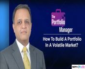- How to build portfolio in volatile market?&#60;br/&#62;- Outlook on pharma, IT and more&#60;br/&#62;&#60;br/&#62;&#60;br/&#62;Niraj Shah in conversation with Piper Serica’s Abhay Agarwal on &#39;The Portfolio Manager&#39;. #NDTVProfitLive &#60;br/&#62;&#60;br/&#62;&#60;br/&#62;
