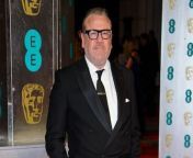 After signing up for a role in the director’s new Netflix spin-off of his ‘The Gentlemen’ film, Ray Winstone has revealed he has had a secret feud with director Guy Ritchie that dragged on for decades.