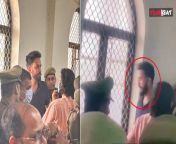 Elvish Yadav Arrested: Youtuber gets Emotional as he produced in Gautam Buddha Nagar District Court, Video goes Viral &#60;br/&#62; &#60;br/&#62;#ElvishYadav #ElvishInJail #ElvishLatestVideo&#60;br/&#62;~PR.128~
