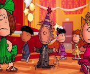 All the moments of Peppermint Patty and Marcie were on screen in Snoopy Presents_ For Auld Lang Syne from behaarter penis lang