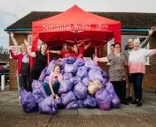 Slimming World Success As Clothes Donation Hits Highest Ever For Charity!