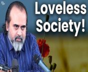 Full Video:The external social order neither tolerates nor matches the innate order of Love &#124;&#124; Acharya Prashant&#60;br/&#62;Link: &#60;br/&#62;&#60;br/&#62; • The external social order neither tol...&#60;br/&#62;&#60;br/&#62;➖➖➖➖➖➖&#60;br/&#62;&#60;br/&#62;‍♂️ Want to meet Acharya Prashant?&#60;br/&#62;Be a part of the Live Sessions: https://acharyaprashant.org/hi/enquir...&#60;br/&#62;&#60;br/&#62;⚡ Want Acharya Prashant’s regular updates?&#60;br/&#62;Join WhatsApp Channel: https://whatsapp.com/channel/0029Va6Z...&#60;br/&#62;&#60;br/&#62; Want to read Acharya Prashant&#39;s Books?&#60;br/&#62;Get Free Delivery: https://acharyaprashant.org/en/books?...&#60;br/&#62;&#60;br/&#62; Want to accelerate Acharya Prashant’s work?&#60;br/&#62;Contribute: https://acharyaprashant.org/en/contri...&#60;br/&#62;&#60;br/&#62; Want to work with Acharya Prashant?&#60;br/&#62;Apply to the Foundation here: https://acharyaprashant.org/en/hiring...&#60;br/&#62;&#60;br/&#62;➖➖➖➖➖➖&#60;br/&#62;&#60;br/&#62;Video Information: Shabdyog Session, 07.01.2015, Advait Bodhsthal, Noida, India &#60;br/&#62;&#60;br/&#62;Context: &#60;br/&#62;~ What is love?&#60;br/&#62;~ How to understand it?&#60;br/&#62;~ What is innate order of love?&#60;br/&#62;~ Why do society hate lovers?&#60;br/&#62;~ What is society?&#60;br/&#62;&#60;br/&#62;Music Credits: Milind Date &#60;br/&#62;~~~~~~~~~~~~~~ .