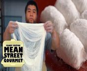 Also known as the king of candies, one piece of Dragon’s Beard Candy contains a filling wrapped in 16,000 threads of sugar. Kenny Yuen, whose dad was one of the first to introduce the candy to Macau, shows us the gentle hands needed to make it right.&#60;br/&#62;&#60;br/&#62;Shop address: 24-12 Calçada da Igreja de São Lázaro, Macao &#60;br/&#62;&#60;br/&#62;This is the first episode of our series about established mom-and-pop eateries in China, candy edition. In the next episode, we visit an expert in Anhui who makes good luck candy. Stay tuned!&#60;br/&#62;&#60;br/&#62;00:00 The king of candy&#60;br/&#62;01:08 How to make dragon’s beard candy&#60;br/&#62;02:40 Inventing new products&#60;br/&#62;03:04 Recreating dad’s recipe&#60;br/&#62;&#60;br/&#62;Don’t miss our stories, what’s buzzing around the web, and bonus material. Sign up for the GT NEWSLETTER: http://gt4.life/YTnewsletter&#60;br/&#62; &#60;br/&#62;If you liked this video, we have more stories featuring mom-and-pop shops in Hong Kong:&#60;br/&#62;&#60;br/&#62;The Mother-and-Son Duo Who Makes The Silkiest, Softest Steamed Egg Pudding&#60;br/&#62;https://dai.ly/x85vfzp &#60;br/&#62;&#60;br/&#62;Handmade Peanut Brittle: Chewy, Toasted Perfection&#60;br/&#62;https://dai.ly/x84zsko &#60;br/&#62;&#60;br/&#62;Follow us on Instagram for behind-the-scenes moments: http://instagram.com/goldthread2 &#60;br/&#62;Stay updated on Twitter: http://twitter.com/goldthread2 &#60;br/&#62;Join the conversation on Facebook: http://facebook.com/goldthread2 &#60;br/&#62;Have story ideas? Send them to us at hello@goldthread2.com&#60;br/&#62;&#60;br/&#62;&#60;br/&#62;Producer: Yoyo Chow&#60;br/&#62;Videographer: Frentee Ji, Ethan Sien&#60;br/&#62;Editor: Nicholas Ko&#60;br/&#62;Animation: Stella Yoo&#60;br/&#62;Mastering: Victor Peña&#60;br/&#62;&#60;br/&#62;#dragonsbeardcandy #Chinese #candy #macau&#60;br/&#62;