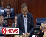 More than half or 54 % of 100,696 medical officers in the country left the public service sector in 2022, with wanting to work in the private sector being the main reason, the Dewan Rakyat was told on Wednesday (Feb 28).&#60;br/&#62;&#60;br/&#62;Health Minister Datuk Seri Dr Dzulkefly Ahmad said, the ministry’s survey also found that of the total number of doctors who left, 45 % are currently working abroad.&#60;br/&#62;&#60;br/&#62;WATCH MORE: https://thestartv.com/c/news&#60;br/&#62;SUBSCRIBE: https://cutt.ly/TheStar&#60;br/&#62;LIKE: https://fb.com/TheStarOnline