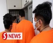 Johor police will recommend that Bukit Aman suspend the two policemen who allegedly extorted money from travellers at the Bangunan Sultan Iskandar (BSI) Customs, Immigration and Quarantine complex near the Causeway.&#60;br/&#62;&#60;br/&#62;State police chief Comm M. Kumar told the media on Sunday (April 21) that the matter must be taken seriously as two separate allegations have surfaced against the same policemen, adding that the two policemen were under a three-day remand until Monday (April 22) and once the investigation is completed, the case would be referred to the deputy public prosecutor office for further action.&#60;br/&#62;&#60;br/&#62;Read more at https://tinyurl.com/mrx4swzj&#60;br/&#62;&#60;br/&#62;WATCH MORE: https://thestartv.com/c/news&#60;br/&#62;SUBSCRIBE: https://cutt.ly/TheStar&#60;br/&#62;LIKE: https://fb.com/TheStarOnline