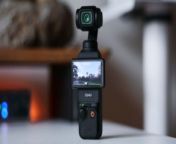 The Osmo Pocket 3, a small handheld gimbal with a camera from DJI, comes with a larger 1-inch CMOS sensor, longer battery and plenty of new tricks. After more than 2 months of testing and over 600 video clips later, the Osmo Pocket 3 slowly became one of my favorite gadgets this year.