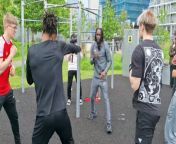 A former British champion boxer is working with an anti-knife crime charity which creates steel gyms made from melted-down knives.&#60;br/&#62;&#60;br/&#62;Denzel Bentley, the British middleweight champion from November 2020 to April 2021, teamed up with knife crime charity Steel Warriors for the initiative.&#60;br/&#62;&#60;br/&#62;Full story at LondonWorld.com