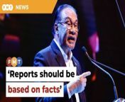 Prime Minister Anwar Ibrahim says the government respects the principle of press freedom but reports should be based on facts.&#60;br/&#62;&#60;br/&#62;Read More: https://www.freemalaysiatoday.com/category/nation/2024/05/05/anwar-slams-foreign-media-for-unethical-report-on-fuel-subsidy-cut/&#60;br/&#62;&#60;br/&#62;Laporan Lanjut: https://www.freemalaysiatoday.com/category/bahasa/tempatan/2024/05/05/laporan-media-asing-mengenai-isu-potong-subsidi-tak-beretika-kata-pm/&#60;br/&#62;&#60;br/&#62;Free Malaysia Today is an independent, bi-lingual news portal with a focus on Malaysian current affairs.&#60;br/&#62;&#60;br/&#62;Subscribe to our channel - http://bit.ly/2Qo08ry&#60;br/&#62;------------------------------------------------------------------------------------------------------------------------------------------------------&#60;br/&#62;Check us out at https://www.freemalaysiatoday.com&#60;br/&#62;Follow FMT on Facebook: https://bit.ly/49JJoo5&#60;br/&#62;Follow FMT on Dailymotion: https://bit.ly/2WGITHM&#60;br/&#62;Follow FMT on X: https://bit.ly/48zARSW &#60;br/&#62;Follow FMT on Instagram: https://bit.ly/48Cq76h&#60;br/&#62;Follow FMT on TikTok : https://bit.ly/3uKuQFp&#60;br/&#62;Follow FMT Berita on TikTok: https://bit.ly/48vpnQG &#60;br/&#62;Follow FMT Telegram - https://bit.ly/42VyzMX&#60;br/&#62;Follow FMT LinkedIn - https://bit.ly/42YytEb&#60;br/&#62;Follow FMT Lifestyle on Instagram: https://bit.ly/42WrsUj&#60;br/&#62;Follow FMT on WhatsApp: https://bit.ly/49GMbxW &#60;br/&#62;------------------------------------------------------------------------------------------------------------------------------------------------------&#60;br/&#62;Download FMT News App:&#60;br/&#62;Google Play – http://bit.ly/2YSuV46&#60;br/&#62;App Store – https://apple.co/2HNH7gZ&#60;br/&#62;Huawei AppGallery - https://bit.ly/2D2OpNP&#60;br/&#62;&#60;br/&#62;#FMTNews #AnwarIbrahim #FuelSubsidyCut #ForeignMedia #UnethicalReport