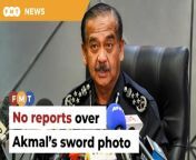 Top cop Razarudin Husain responds to Senator Ti Lian Ker’s inquiry on why the Umno Youth chief has yet to be investigated for sedition.&#60;br/&#62;&#60;br/&#62;&#60;br/&#62;Read More: &#60;br/&#62;https://www.freemalaysiatoday.com/category/nation/2024/04/03/no-reports-lodged-against-akmal-over-sword-photo-says-igp/&#60;br/&#62;&#60;br/&#62;Laporan Lanjut: &#60;br/&#62;https://www.freemalaysiatoday.com/category/bahasa/tempatan/2024/04/03/tiada-laporan-terhadap-akmal-berkait-gambar-pedang-kata-kpn/&#60;br/&#62;&#60;br/&#62;&#60;br/&#62;Free Malaysia Today is an independent, bi-lingual news portal with a focus on Malaysian current affairs.&#60;br/&#62;&#60;br/&#62;Subscribe to our channel - http://bit.ly/2Qo08ry&#60;br/&#62;------------------------------------------------------------------------------------------------------------------------------------------------------&#60;br/&#62;Check us out at https://www.freemalaysiatoday.com&#60;br/&#62;Follow FMT on Facebook: https://bit.ly/49JJoo5&#60;br/&#62;Follow FMT on Dailymotion: https://bit.ly/2WGITHM&#60;br/&#62;Follow FMT on X: https://bit.ly/48zARSW &#60;br/&#62;Follow FMT on Instagram: https://bit.ly/48Cq76h&#60;br/&#62;Follow FMT on TikTok : https://bit.ly/3uKuQFp&#60;br/&#62;Follow FMT Berita on TikTok: https://bit.ly/48vpnQG &#60;br/&#62;Follow FMT Telegram - https://bit.ly/42VyzMX&#60;br/&#62;Follow FMT LinkedIn - https://bit.ly/42YytEb&#60;br/&#62;Follow FMT Lifestyle on Instagram: https://bit.ly/42WrsUj&#60;br/&#62;Follow FMT on WhatsApp: https://bit.ly/49GMbxW &#60;br/&#62;------------------------------------------------------------------------------------------------------------------------------------------------------&#60;br/&#62;Download FMT News App:&#60;br/&#62;Google Play – http://bit.ly/2YSuV46&#60;br/&#62;App Store – https://apple.co/2HNH7gZ&#60;br/&#62;Huawei AppGallery - https://bit.ly/2D2OpNP&#60;br/&#62;&#60;br/&#62;#FMTNews #NoReports #DrAkmalSaleh #SwordPhoto #UmnoYouthChief